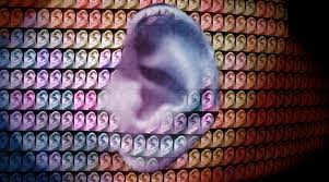 Silenzio! Qualcuno ti ascolta.